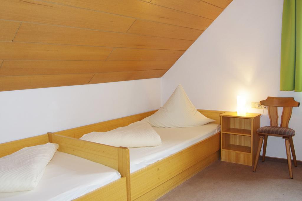 Loewenhof Hotel Krumbach Bilik gambar