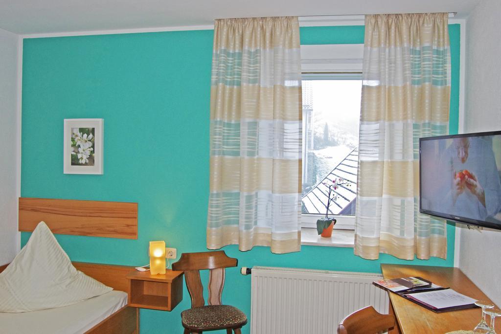 Loewenhof Hotel Krumbach Bilik gambar